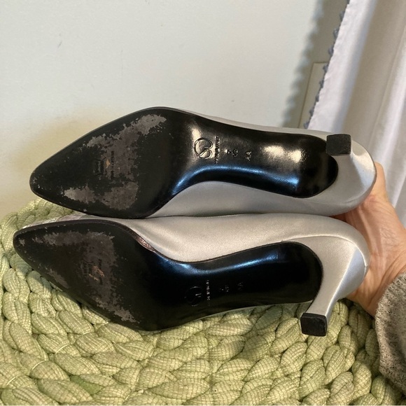 St. John Silver Satin Rhinestone Embroidered Point Toe Heel Slip On Pumps - Picture 10 of 10